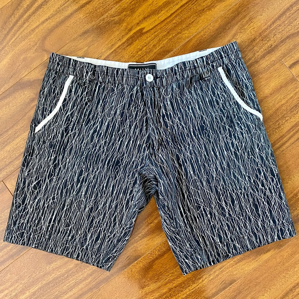 Orisue Deck Shorts size 36